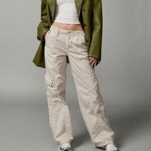 Urban Outfitters BDG Low Rise Relaxed Y2K Cargo Pant XL Khakis